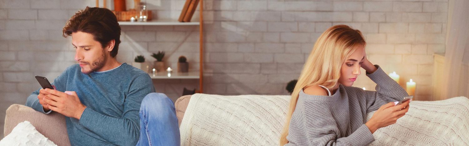 How To Know If Your Relationship Is Toxic (And How To Break Free) 12 How To Know If Your Relationship Is Toxic (And How To Break Free)