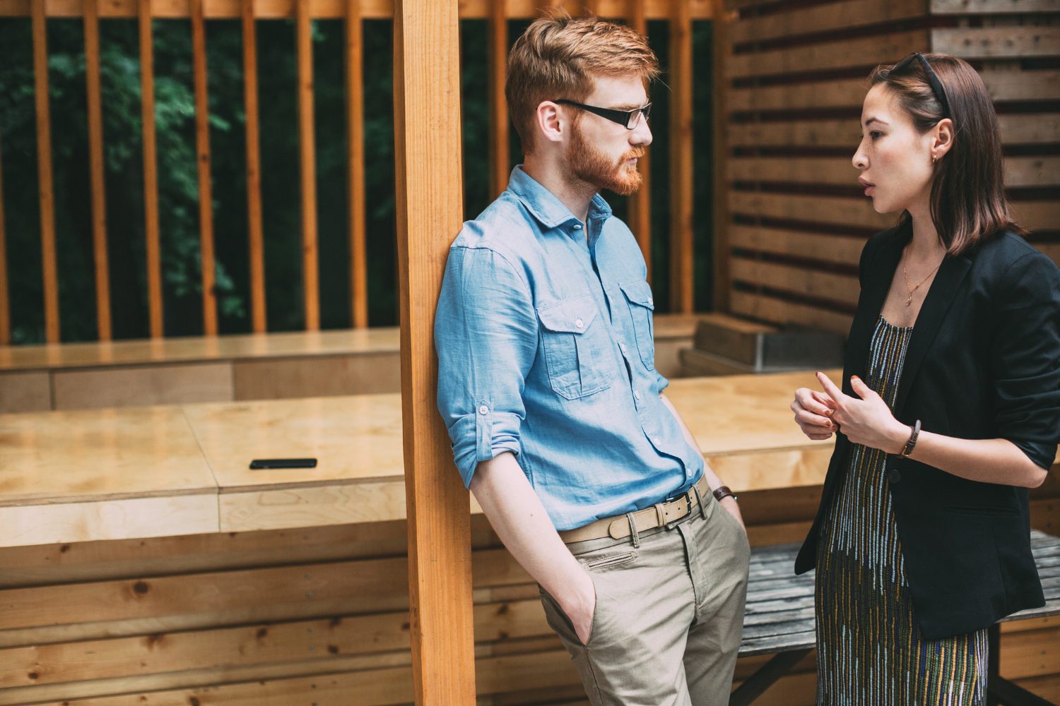 How To Keep The Conversation Going With A Woman (The Echo Effect Trick) 33 How To Keep The Conversation Going With A Woman (The Echo Effect Trick)