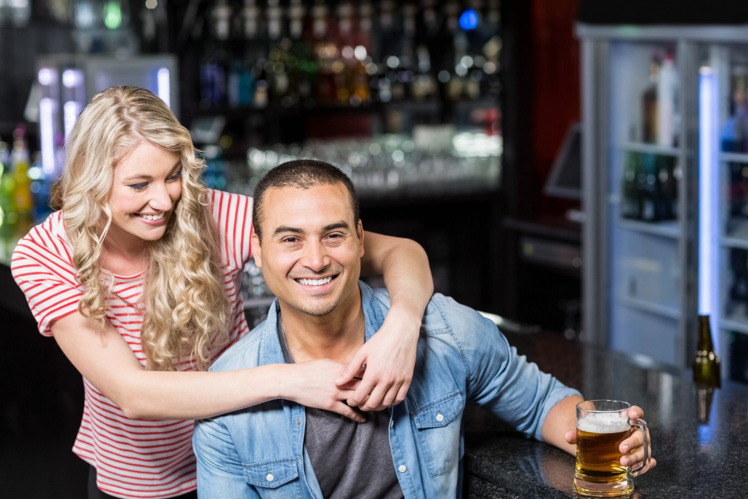 Counter-Intuitive Dating Magic — Why Doing Less Often Attracts More 21 Counter-Intuitive Dating Magic — Why Doing Less Often Attracts More