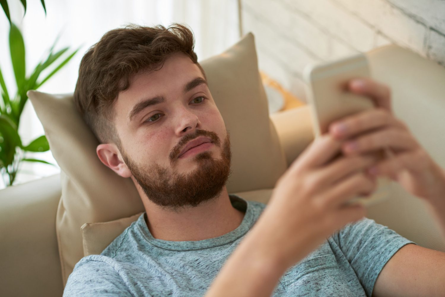How To Ask A Girl Out Over Text — Without Looking Awkward Or Desperate 49 How To Ask A Girl Out Over Text — Without Looking Awkward Or Desperate