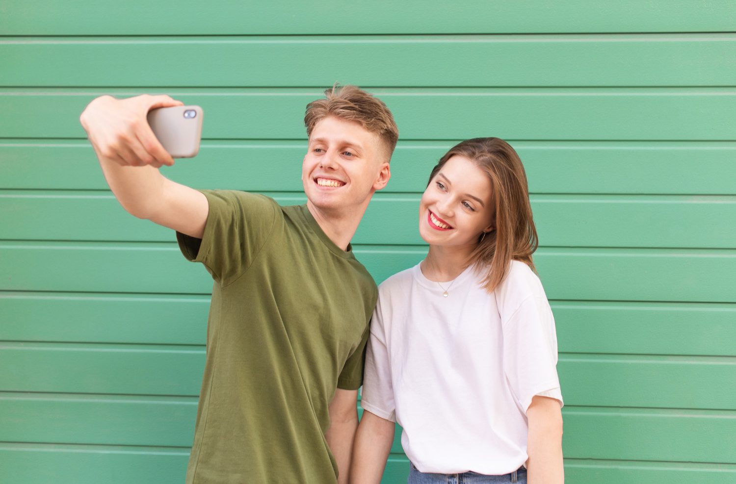 20 Brutal Signs You’re Deep In The Friend Zone (And Don’t Even Know It) 58 20 Brutal Signs You’re Deep In The Friend Zone (And Don’t Even Know It)