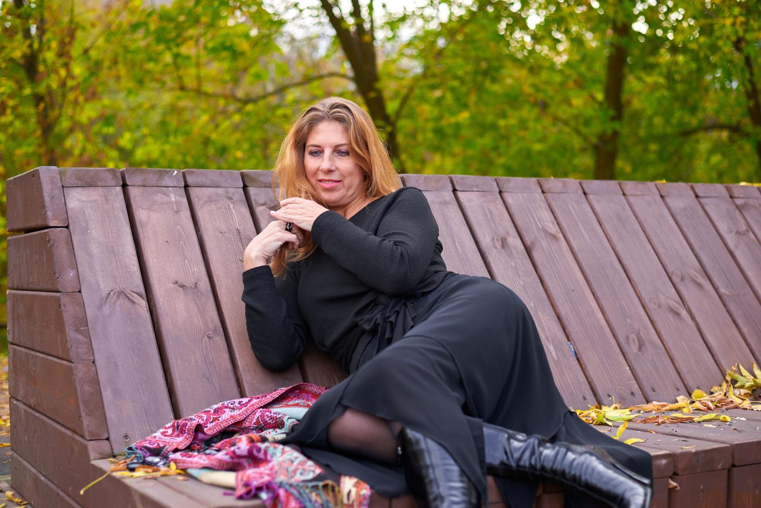How To Find And Pick Up Milfs — The Strategy For Seducing Older, Experienced Women 34 How To Find And Pick Up Milfs — The Strategy For Seducing Older, Experienced Women