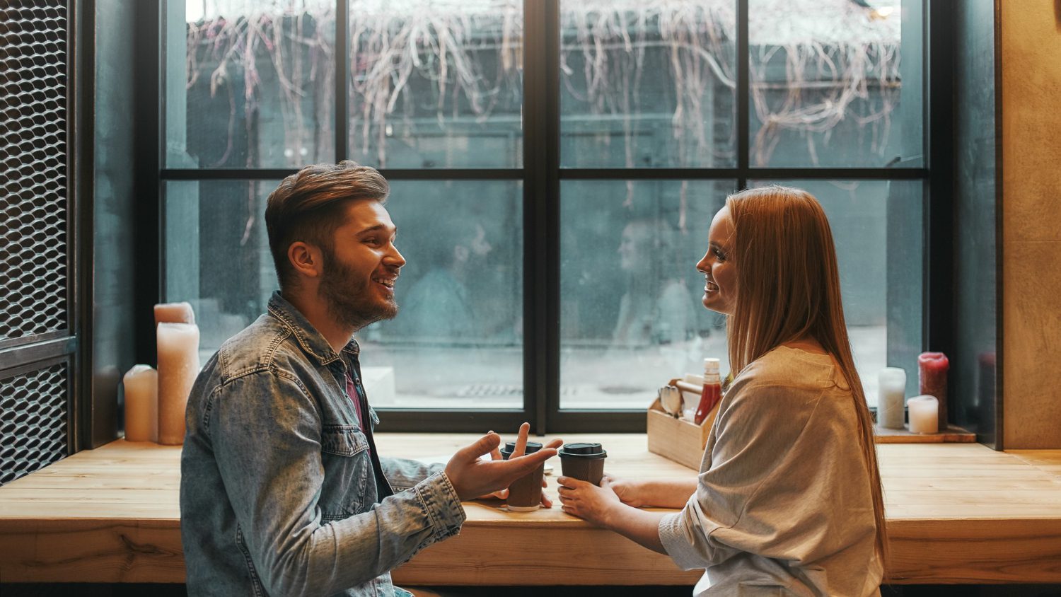 How To Seduce A Woman At A Coffee Shop — Without Coming Off As Creepy 45 How To Seduce A Woman At A Coffee Shop