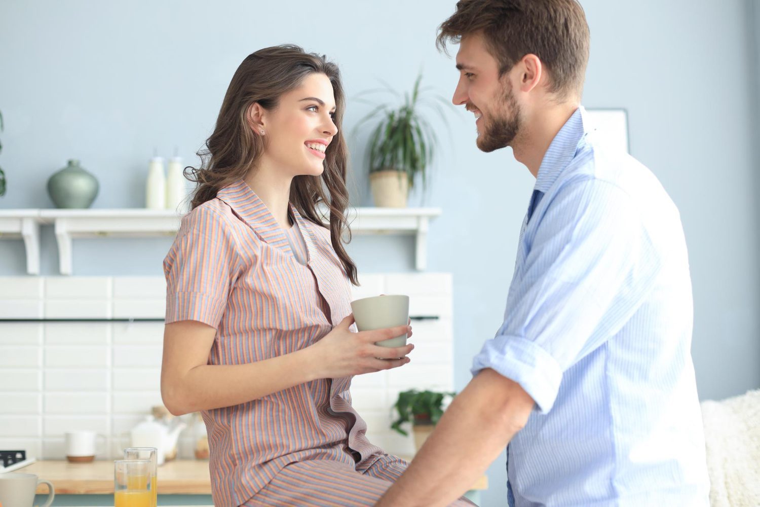 How To Discover A Woman’s Emotional Weakness — And Use It To Create Deep Connection 51 How To Discover A Woman’s Emotional Weakness — And Use It To Create Deep Connection