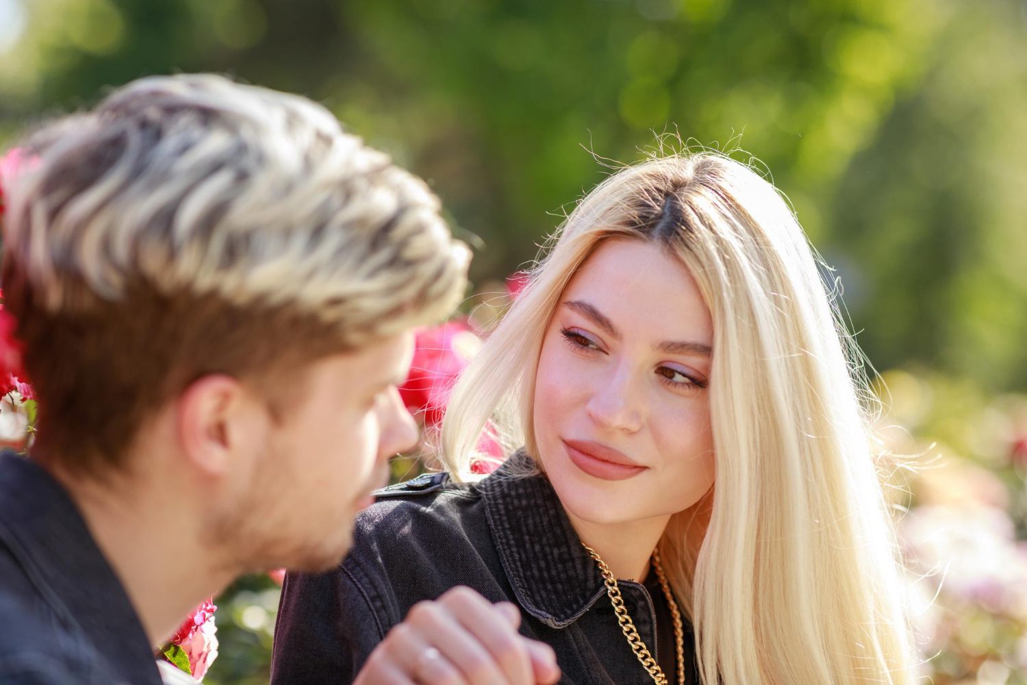 How Women Manipulate Men — And How To Flip The Power Dynamic 36 How Women Manipulate Men — And How To Flip The Power Dynamic