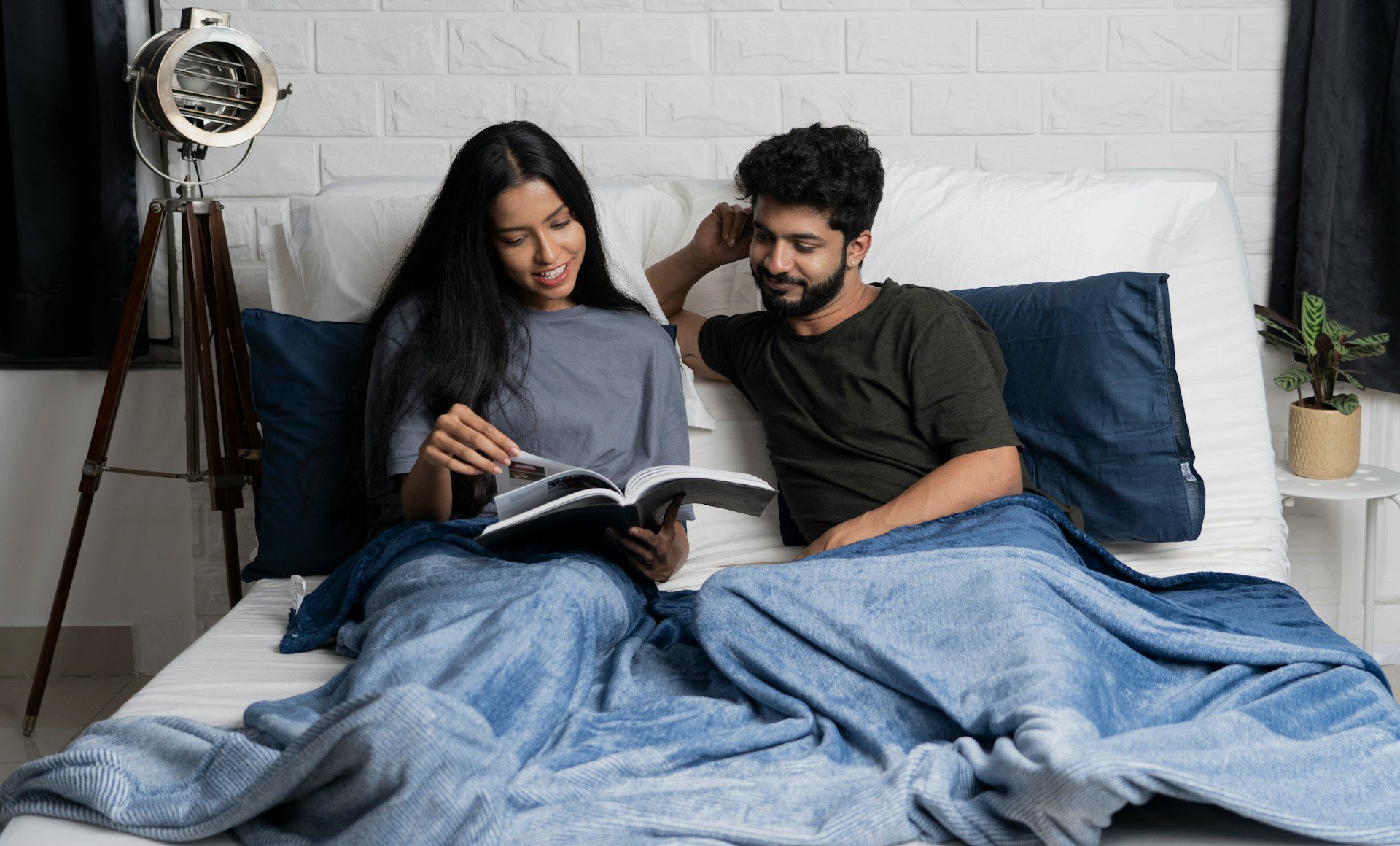 Girlfriend Makes No Effort In Bed? Here’s How To Reset Sexual Polarity 54 Girlfriend Makes No Effort In Bed? Here’s How To Reset Sexual Polarity