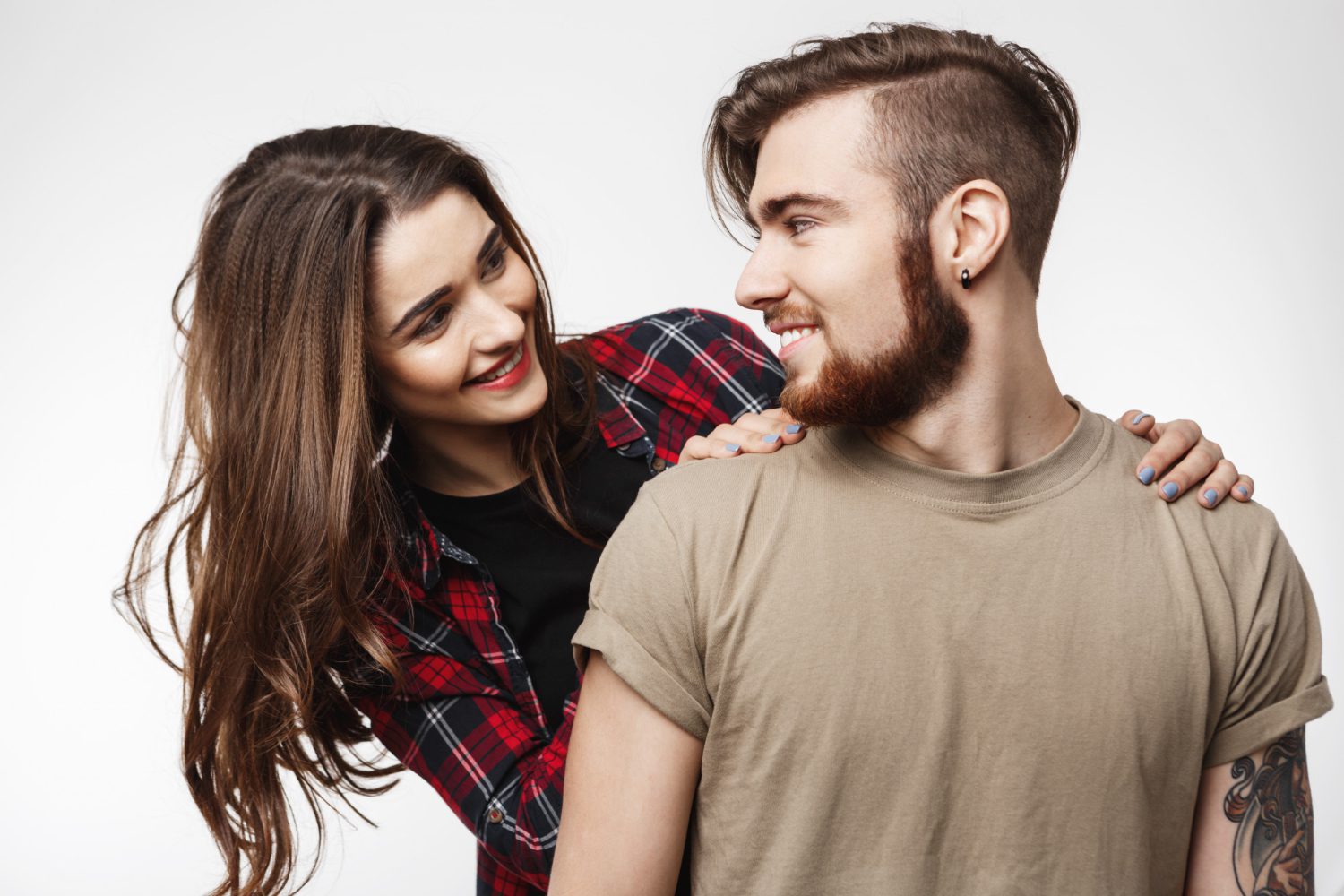 Signs You Have A Great Girlfriend — Or Just A Girl Who’s Good At Pretending 37 Signs You Have A Great Girlfriend — Or Just A Girl Who’s Good At Pretending