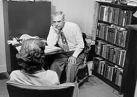 Fractionation - How To Seduce Women With Mind Control 61 Milton Erickson Conducting A Hypnotherapy Session, Illustrating The Origins Of Fractionation In Psychology
