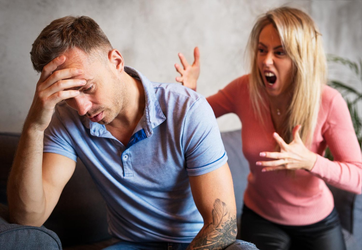 What Differentiates A Strong Relationship From A Toxic One? 10 Key Signs 56 Differentiates A Strong Relationship From A Toxic One: Trust And Transparency Vs. Jealousy And Possessiveness