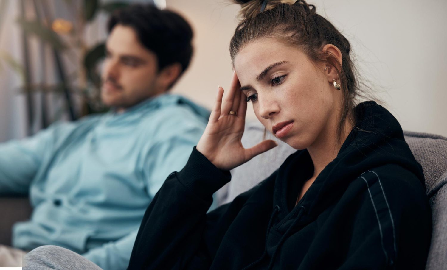 What Differentiates A Strong Relationship From A Toxic One? 10 Key Signs 59 Differentiates A Strong Relationship From A Toxic One: Encouraging Growth Vs. Stagnation