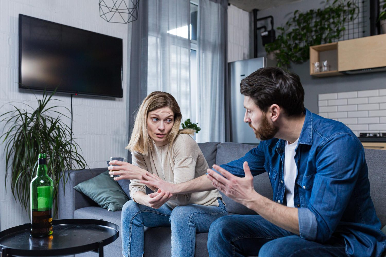 What Differentiates A Strong Relationship From A Toxic One? 10 Key Signs 58 Differentiates A Strong Relationship From A Toxic One: Shared Goals Vs. Mismatched Expectations