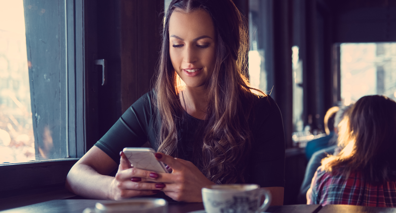 How To Use Push-Pull Flirting In Texts – Real-Life Examples &Amp; Tips 26 Use Push-Pull Flirting In Texts