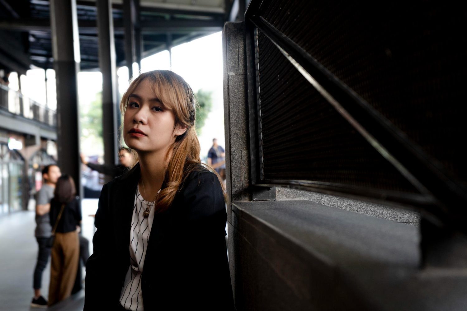 Signs A Girl Is Inexperienced (But Secretly Curious About You) 32 Signs A Girl Is Inexperienced (But Secretly Curious About You)