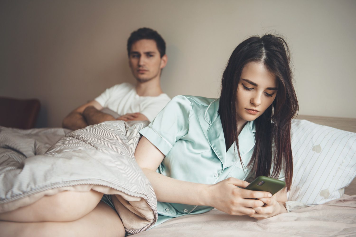 7 Reasons Why Women Cheat (Psychological Insights Revealed) 43 7 Reasons Why Women Cheat (Psychological Insights Revealed)