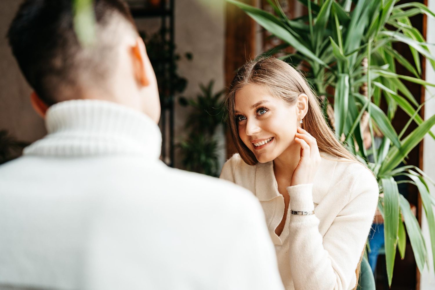 What A Woman Says Vs. What She Really Means — Decode Female Communication Instantly 29 What A Woman Says Vs. What She Really Means — Decode Female Communication Instantly