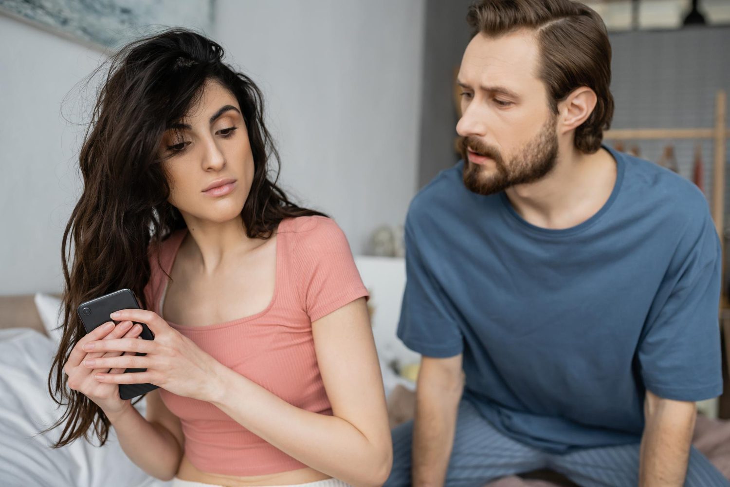 5 Unmistakable Signs Your Wife Likes Another Man 6 Signs Your Wife Likes Another Man
