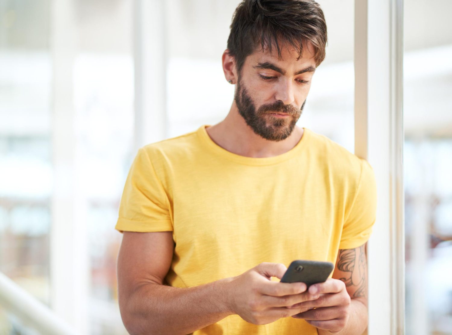 Why Modern Dating Is So Complicated — And How To Navigate It Like A Pro (Complete Guide) 25 Why Modern Dating Is So Complicated — And How To Navigate It Like A Pro (Complete Guide)