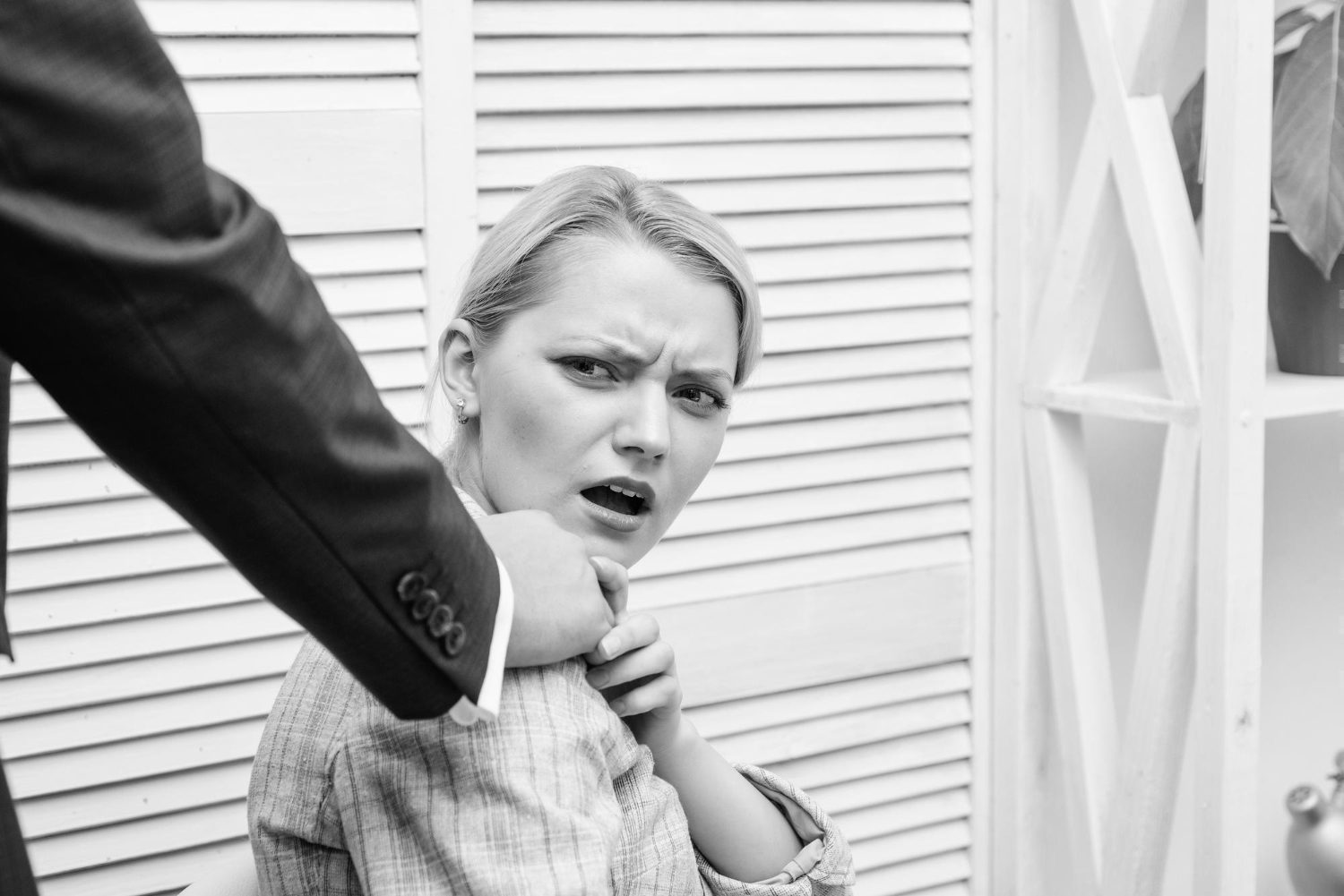 13 Clear Signs Your Long-Term Relationship Is Definitely Over 19 Clear Signs Your Long-Term Relationship Is Definitely Over