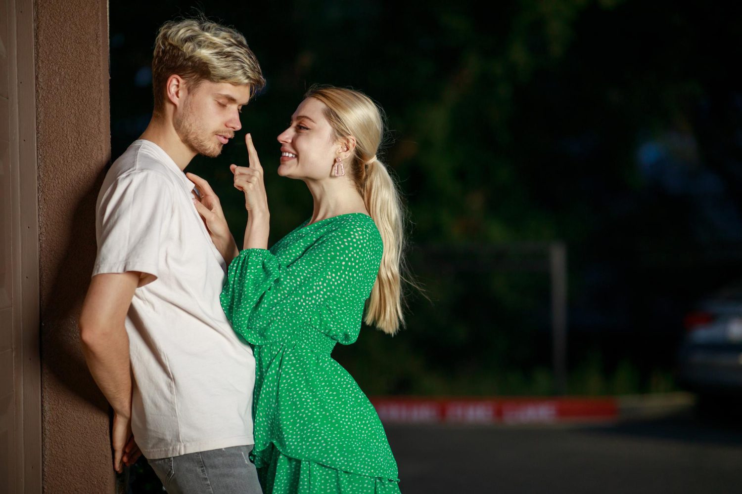Emotional Rollercoasters: How To Make A Woman Emotionally Addicted To You 43 Emotional Rollercoasters: How To Make A Woman Emotionally Addicted To You