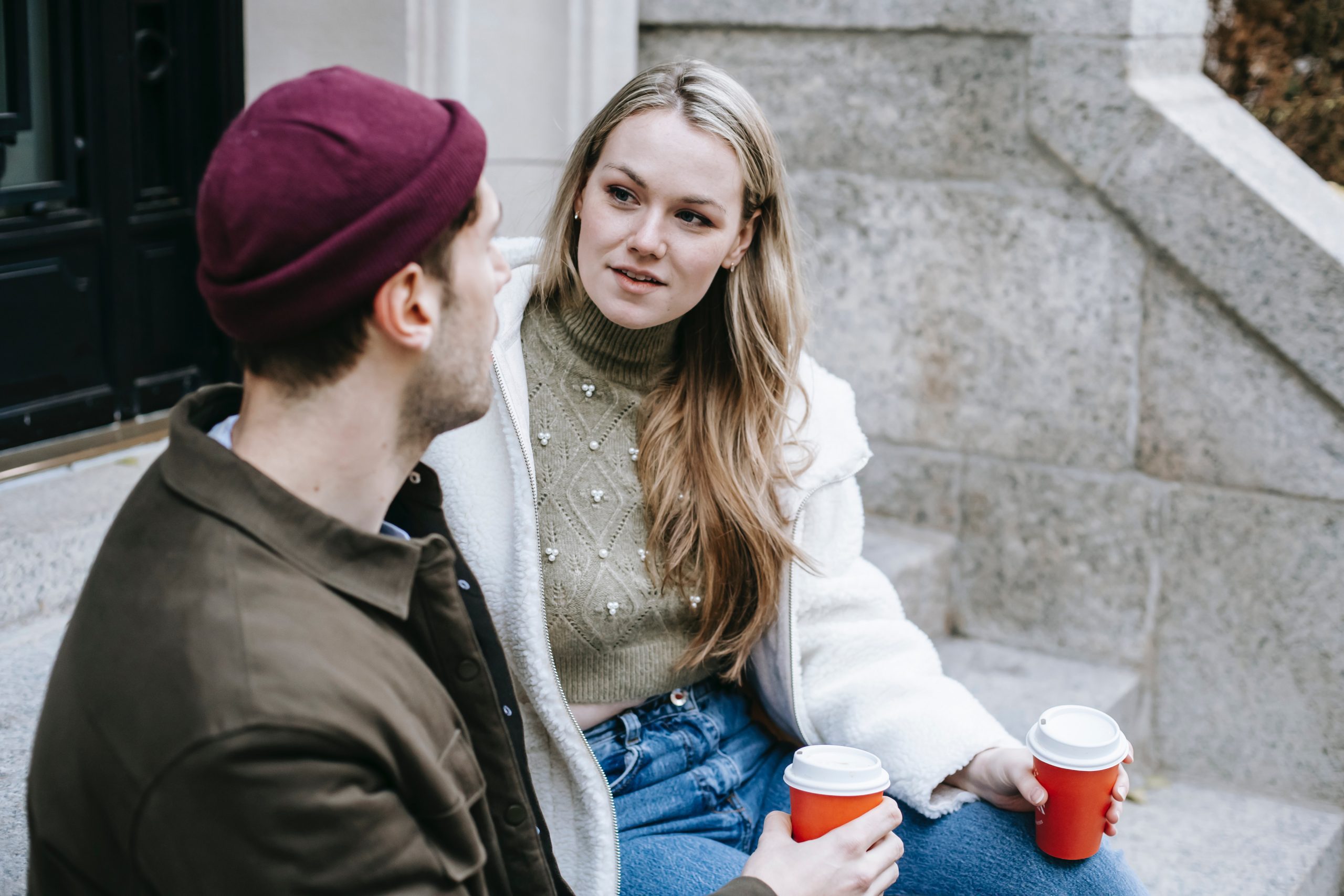 13 Clear Signs A Married Woman Is Secretly In Love With You 15 13 Clear Signs A Married Woman Is Secretly In Love With You