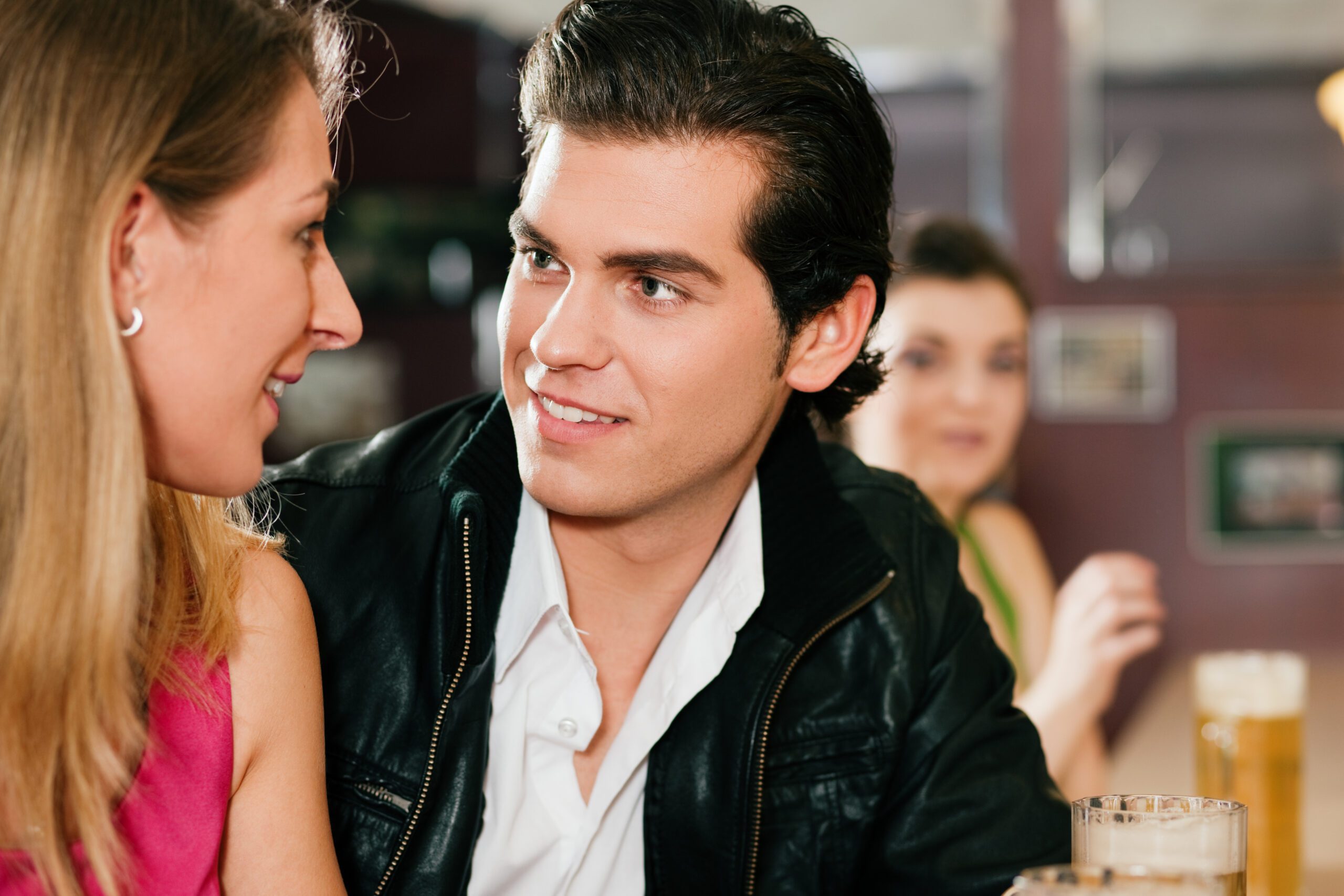 How To Pick Up Girls Using The Intrigue Method (Full Guide) 24 How To Pick Up Girls Using The Intrigue Method (Full Guide)
