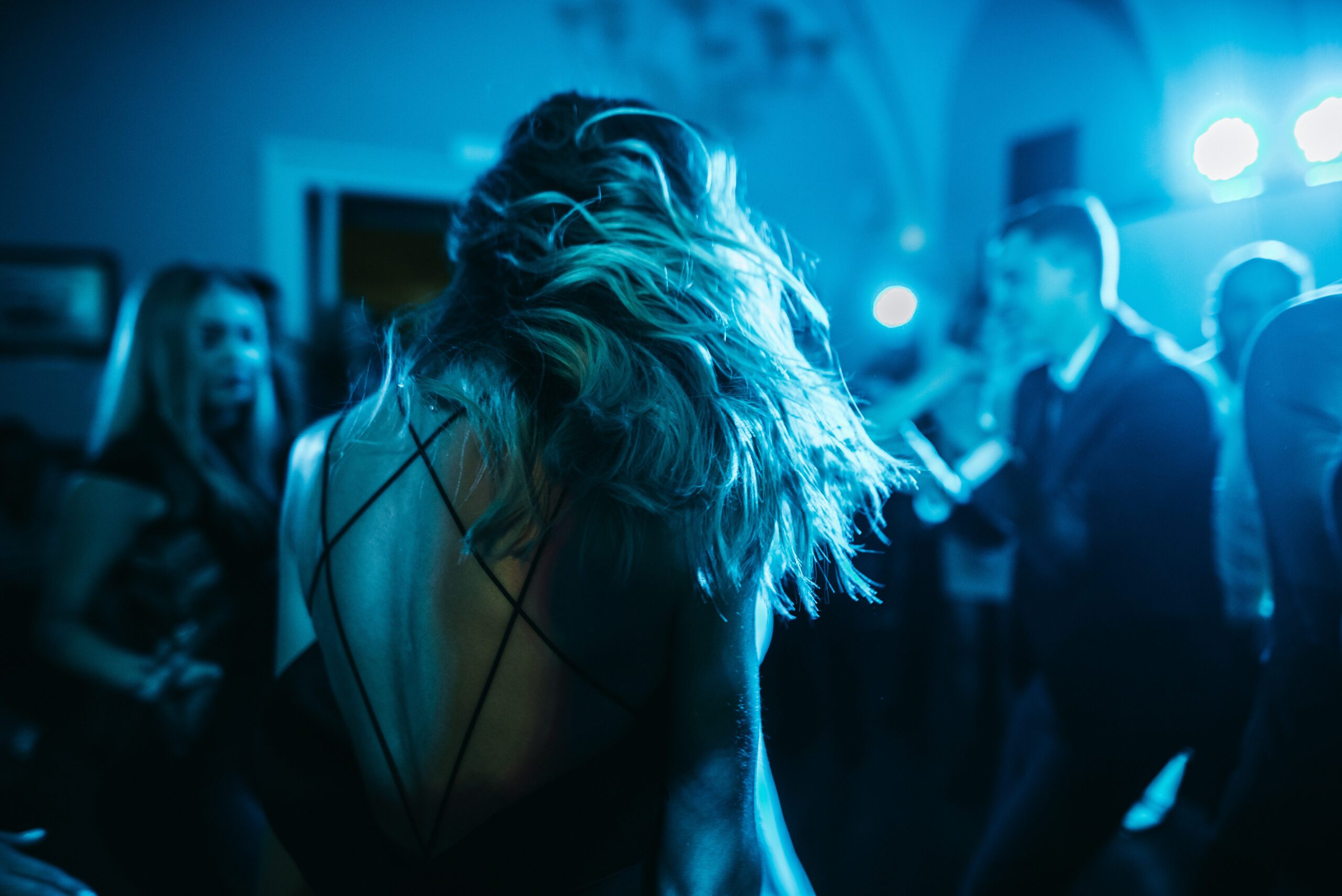 You’re Attractive But Shy: Why That’s Killing Your Game In Clubs (And How To Fix It) 22 You’re Attractive But Shy: Woman Shakes Her Hair While She Dances