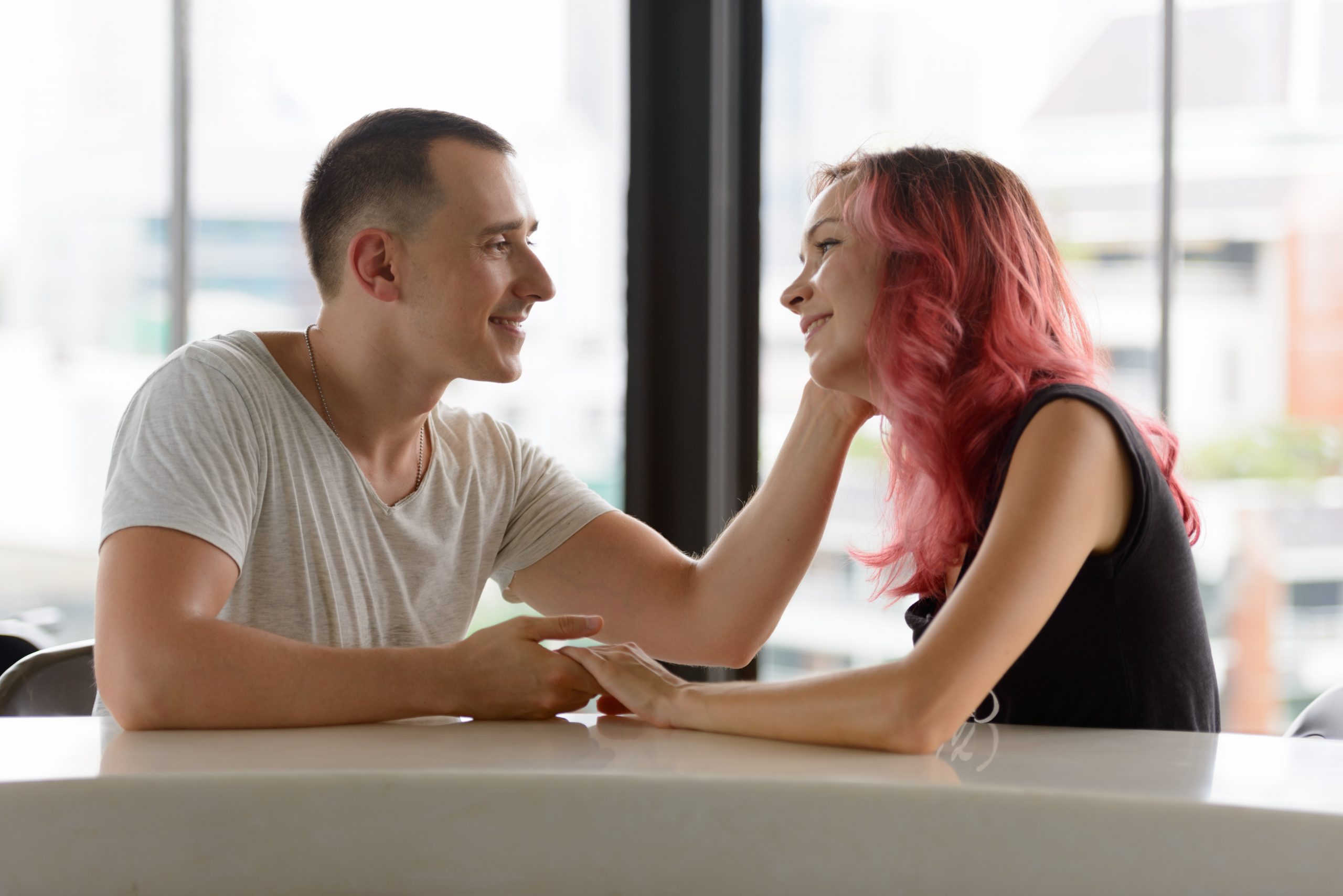 How To Be Sexually Attractive To Women Using The “Touch Ladder” Technique 28 How To Be Sexually Attractive To Women Using The “Touch Ladder” Technique