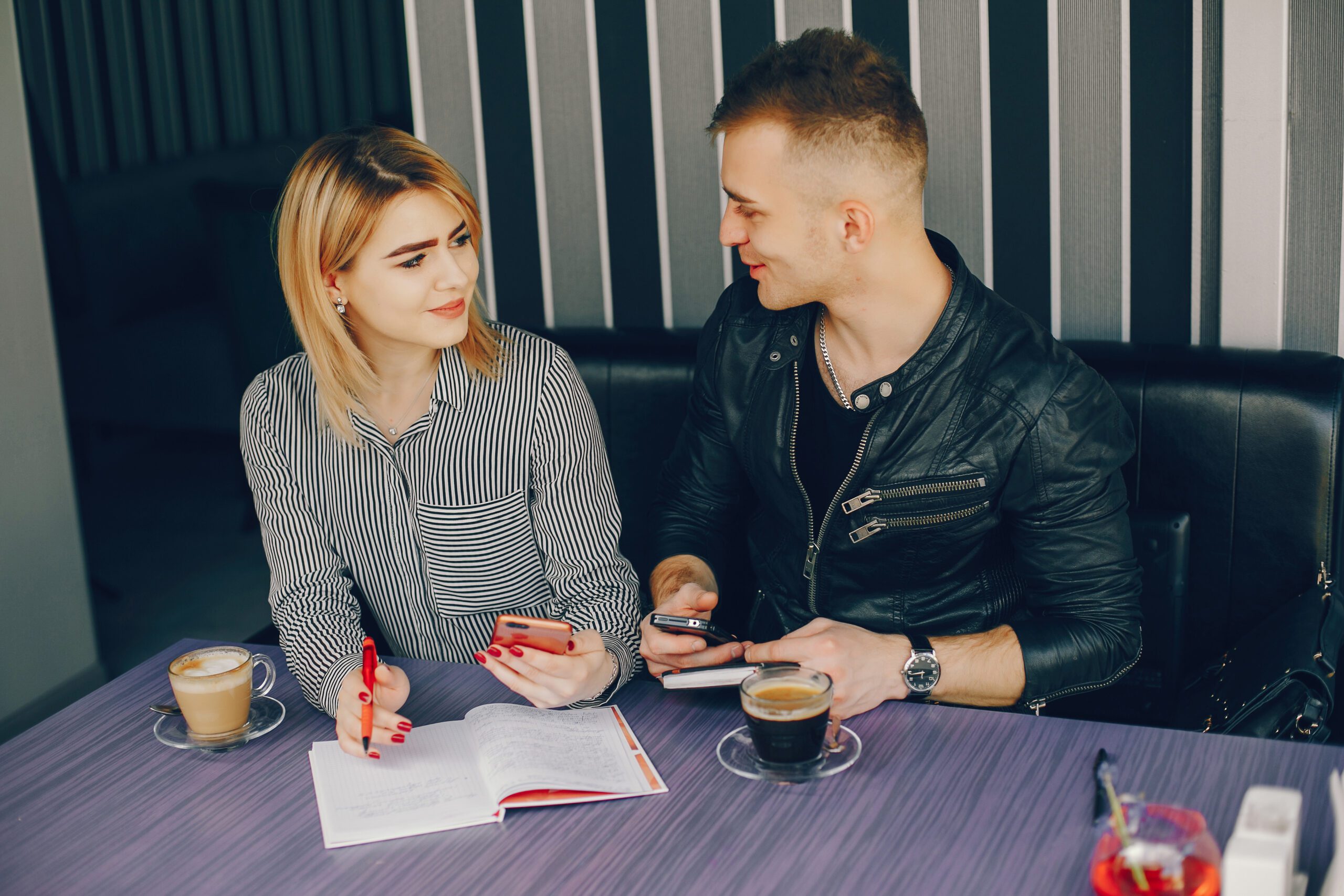 How To Use Compliance Tests To See If She’s Truly Interested (Without Being Obvious) 17 How To Use Compliance Tests To See If She’s Truly Interested (Without Being Obvious)