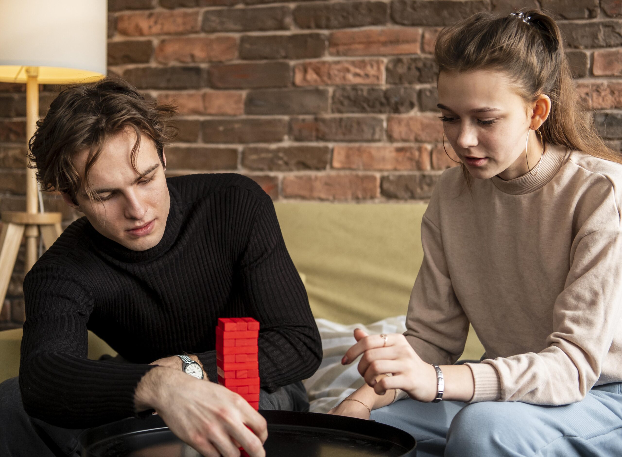 Reverse Psychology In Relationships: How To Effectively Use It On Women 20 Reverse Psychology In Relationships: How To Effectively Use It On Women
