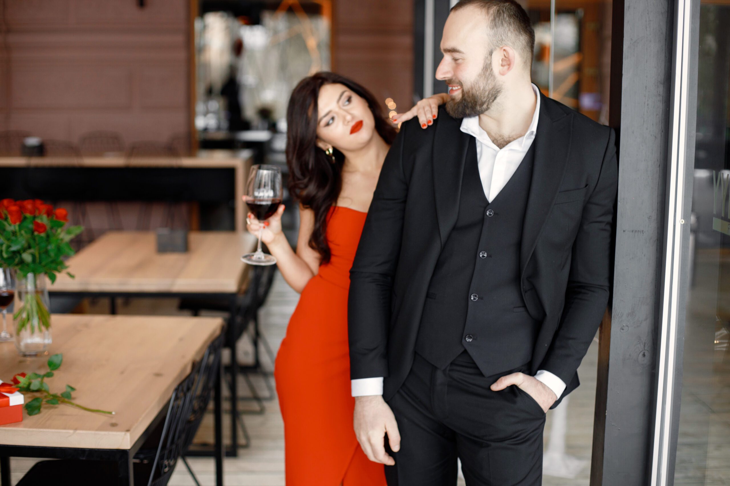 Reverse Engineer Her Feelings: How To Make A Girl Fall For You Without Chasing 12 Reverse Engineer Her Feelings: How To Make A Girl Fall For You Without Chasing