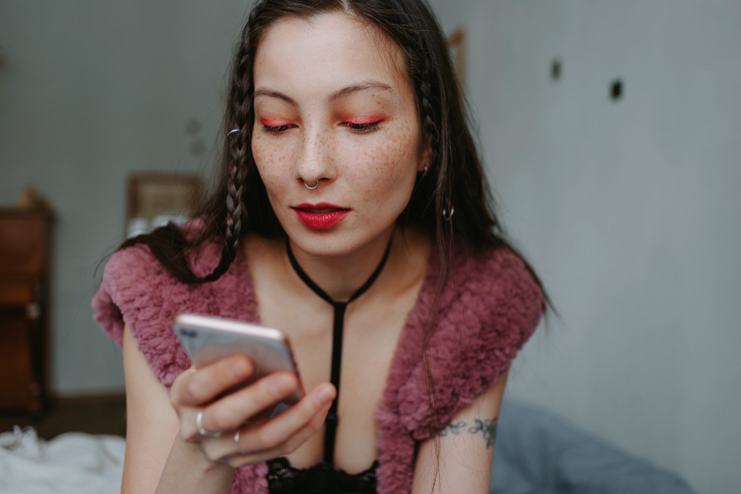 Do You Need Abs To Get Laid On Tinder? What Women Are Really Looking For 19 Do You Need Abs To Get Laid On Tinder? What Women Are Really Looking For