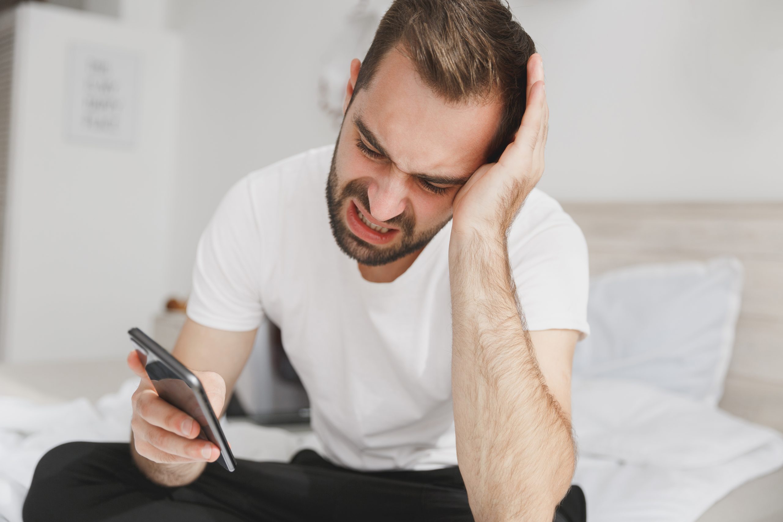 Stalking Your Ex on Social Media? Here’s How to Finally Stop