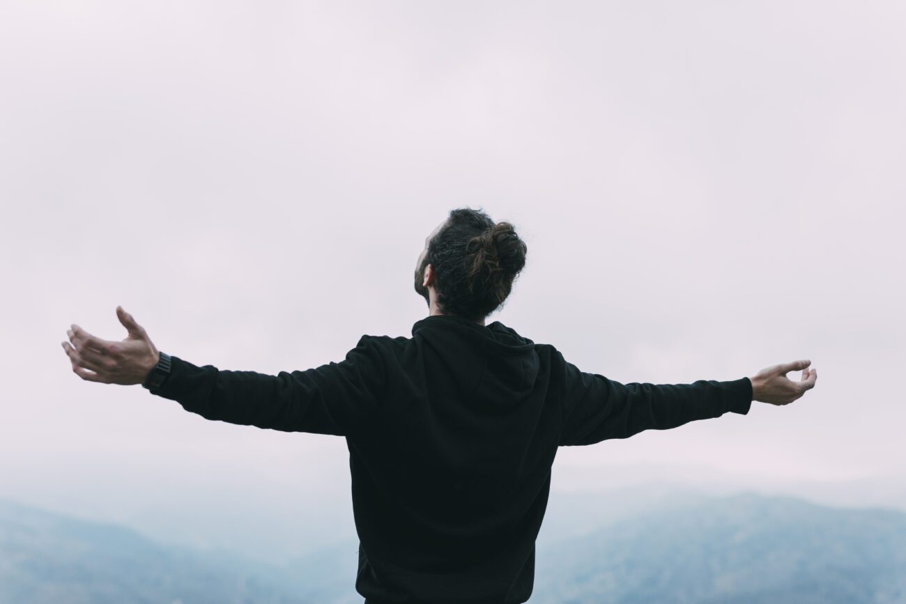 The Art of Letting Go: Regain Power by Releasing What No Longer Serves You